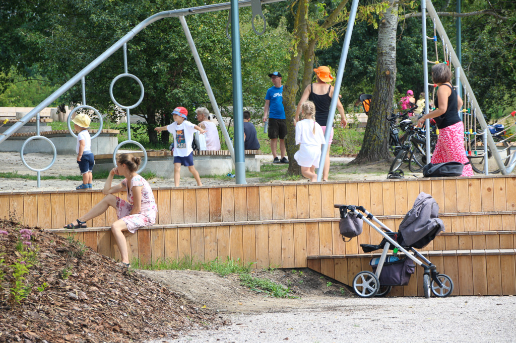 Piknik w parku Cichociemnych