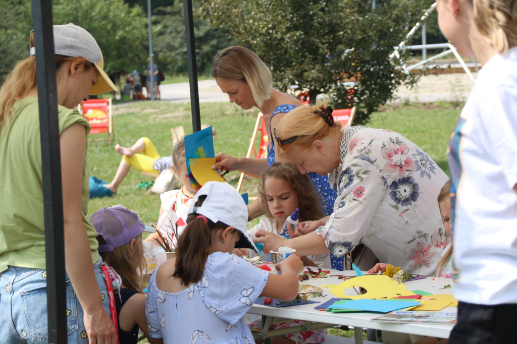 Piknik w parku Cichociemnych