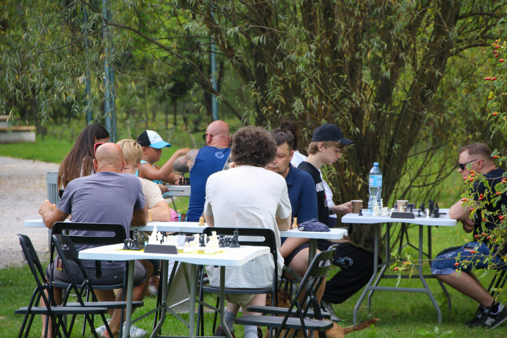 Piknik w parku Cichociemnych