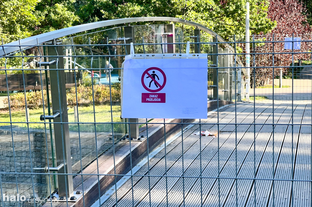 Mostek w parku Przy Bażantarni wyłączony z użytku!
