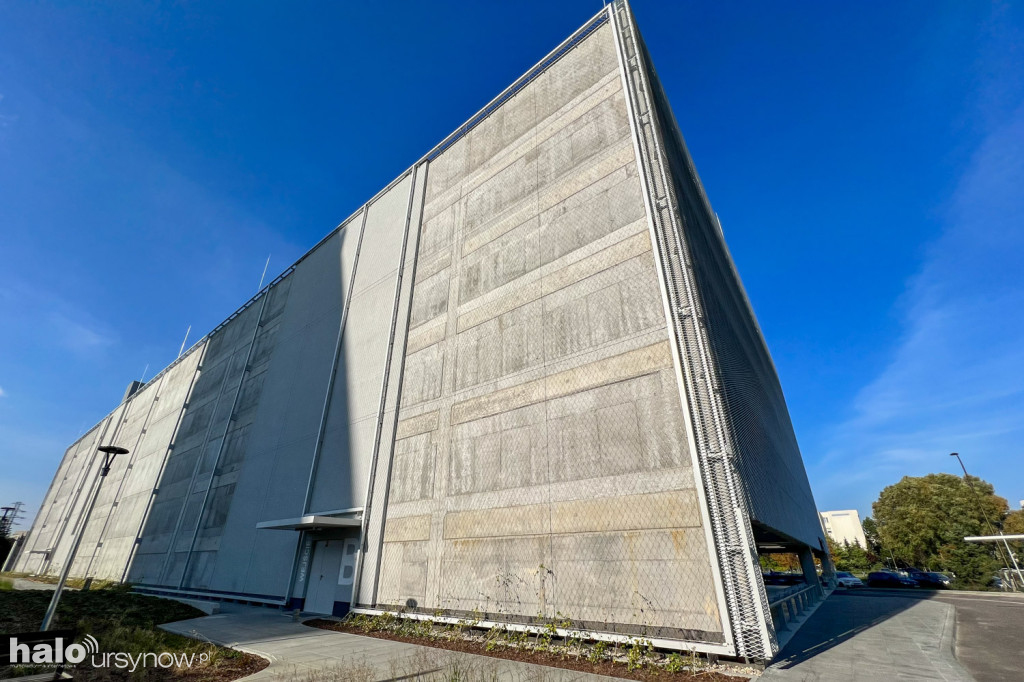 Onkologia ma nowy parking wielopoziomowy