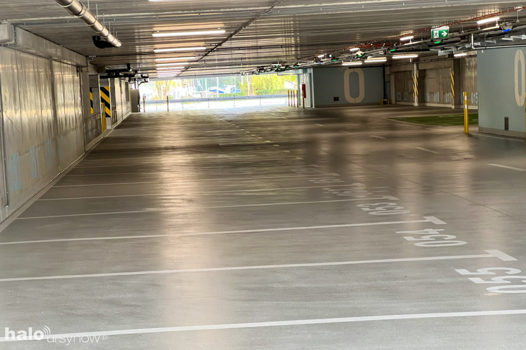 Onkologia ma nowy parking wielopoziomowy
