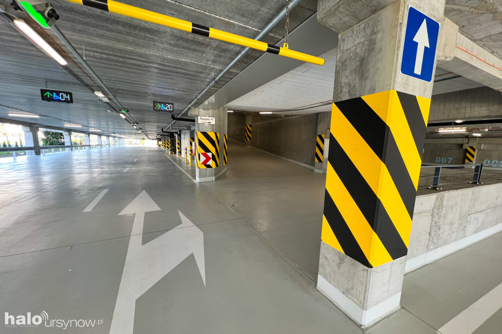 Onkologia ma nowy parking wielopoziomowy