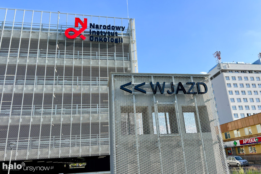 Onkologia ma nowy parking wielopoziomowy