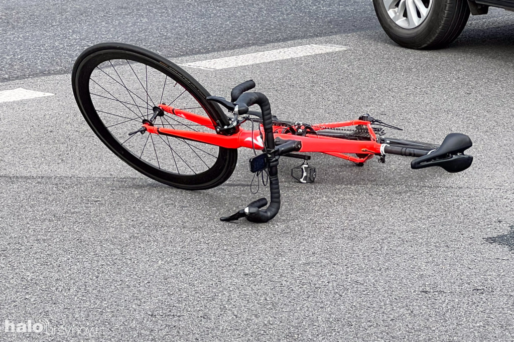 Wypadek na Płaskowickiej. Potrącony rowerzysta