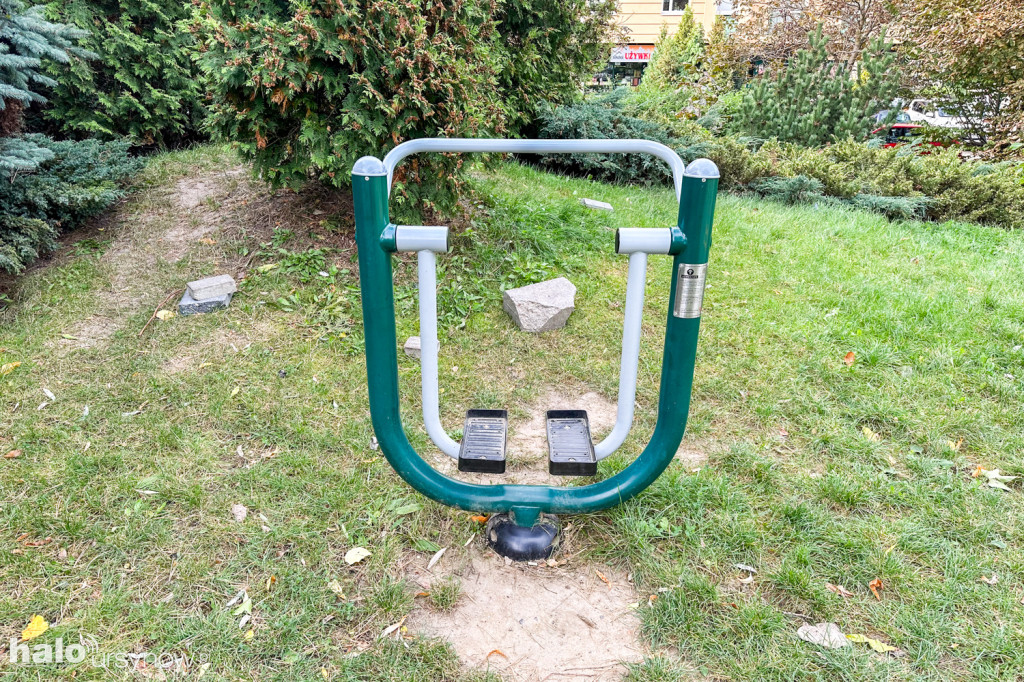 Siłownia plenerowa i  streetworkout na Kabatach