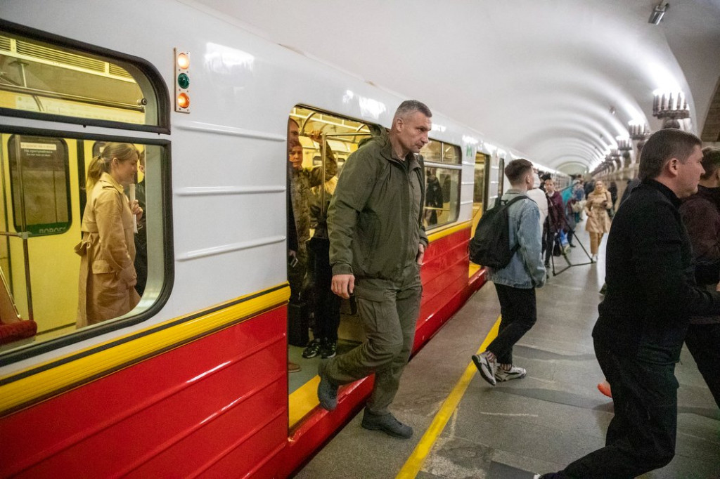 Warszawskie wagony jeżdżą już po Kijowie