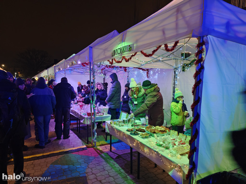 Charytatywny Kiermasz Świąteczny Fundacji ETO