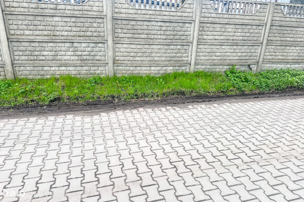 Zniszczone pobocza na ul. Pozytywki