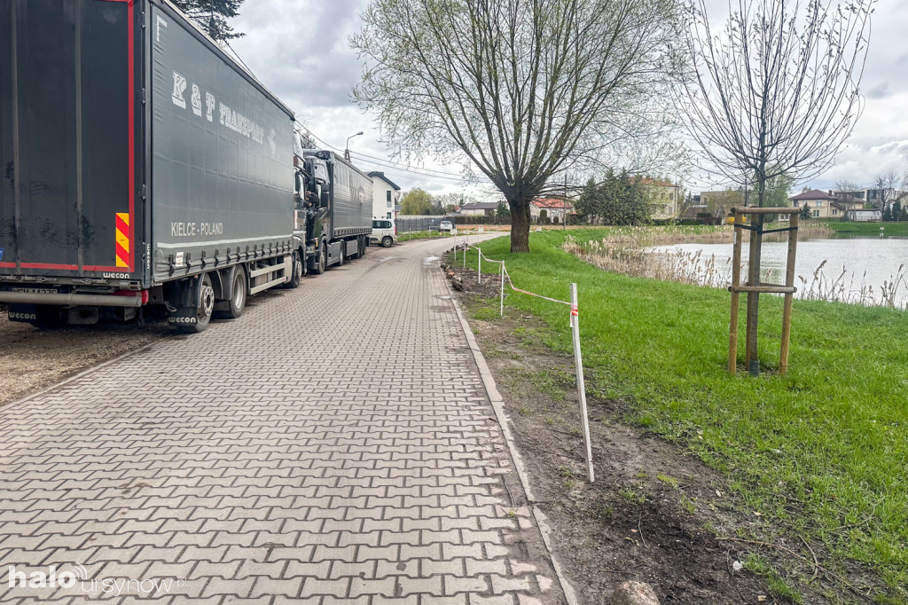 Zniszczone pobocza na ul. Pozytywki