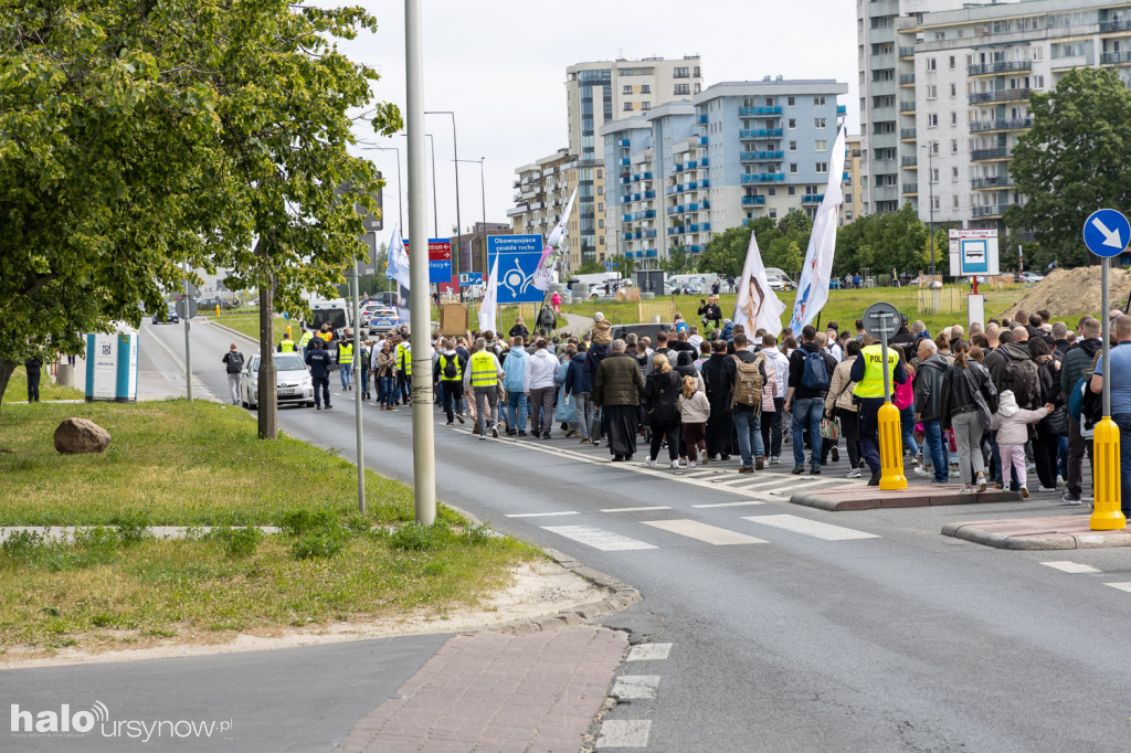 Wojownicy Maryi przeszli przez Ursynów