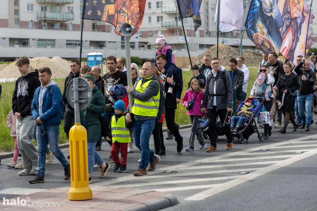 Wojownicy Maryi przeszli przez Ursynów