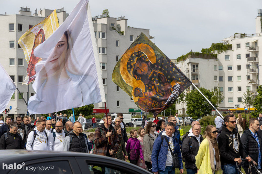 Wojownicy Maryi przeszli przez Ursynów