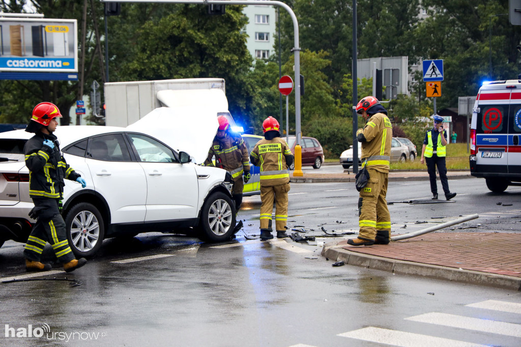 Kolizja na Rosoła przy Nugat