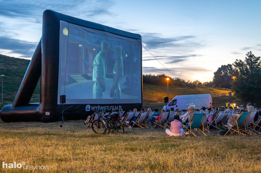 Ruszyło kino plenerowe na Ursynowie