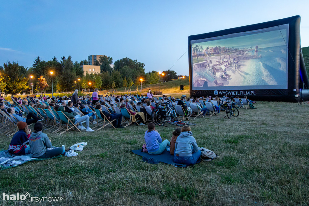 Ruszyło kino plenerowe na Ursynowie