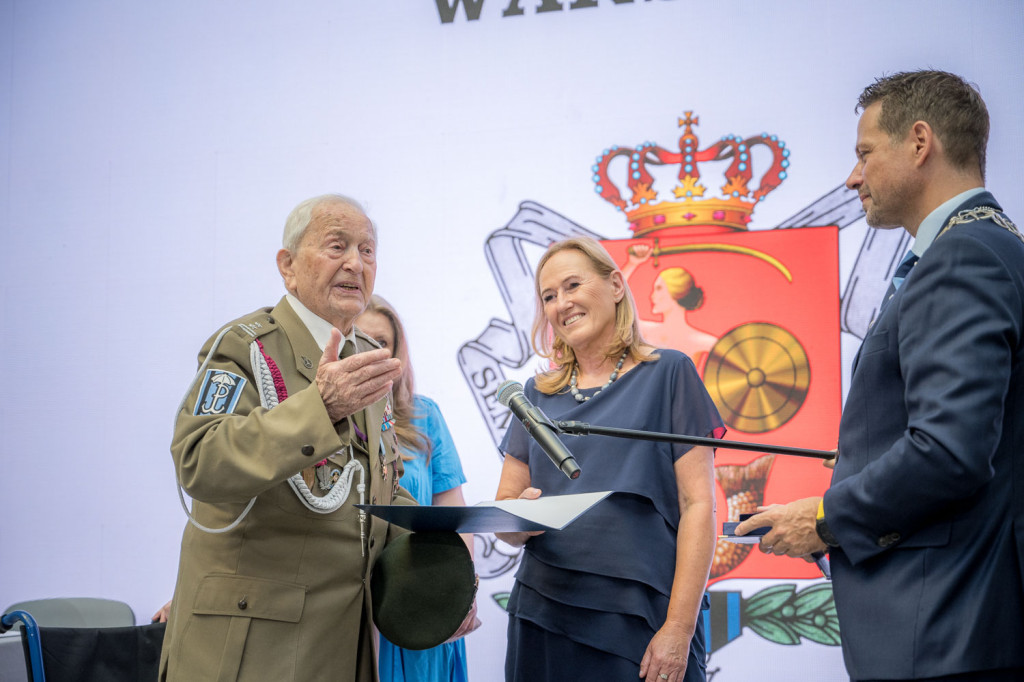Uroczysta sesja Rady Warszawy w przeddzień rocznicy