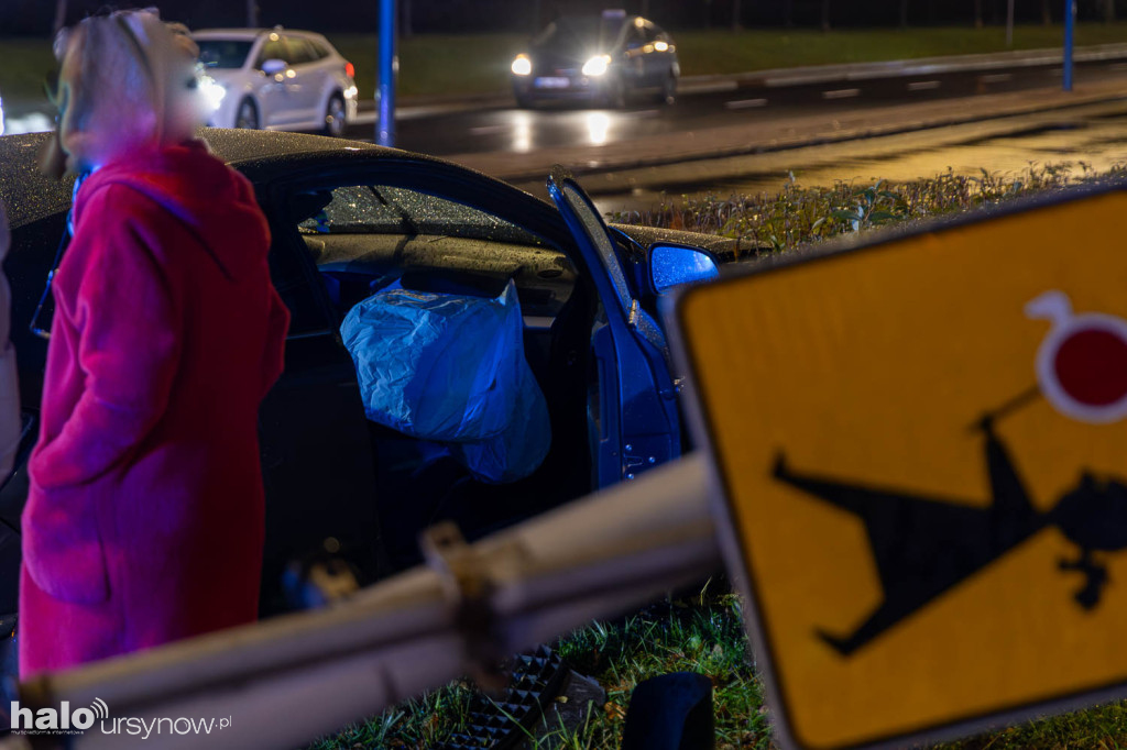 Wypadek na skrzyżowaniu alei KEN i Wasilkowskiego