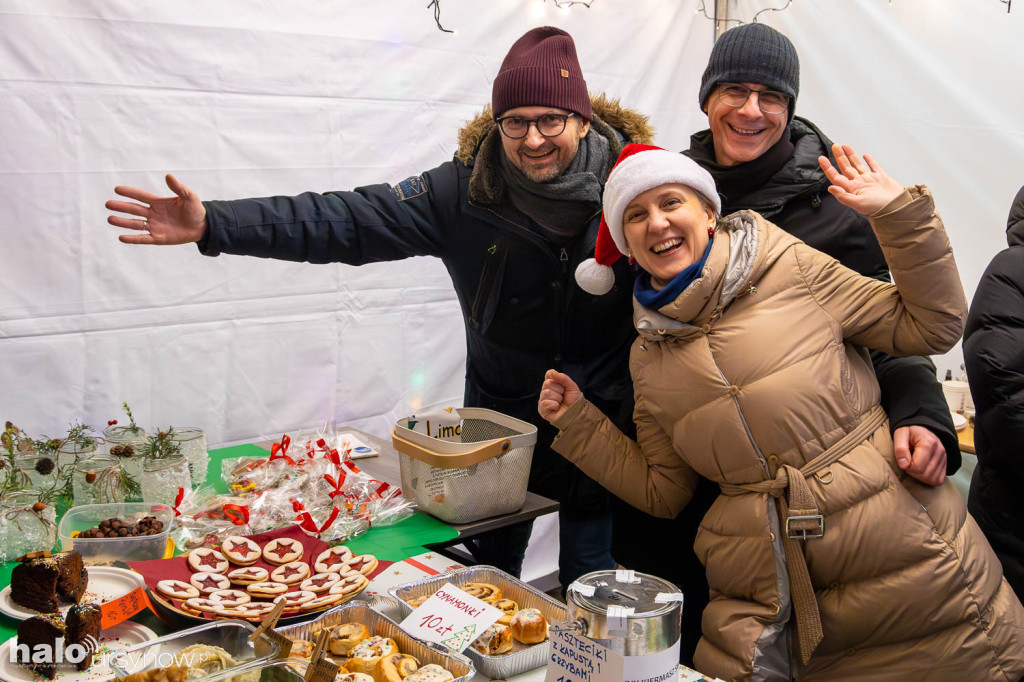 XII Charytatywny Kiermasz Świąteczny Fundacji ETO