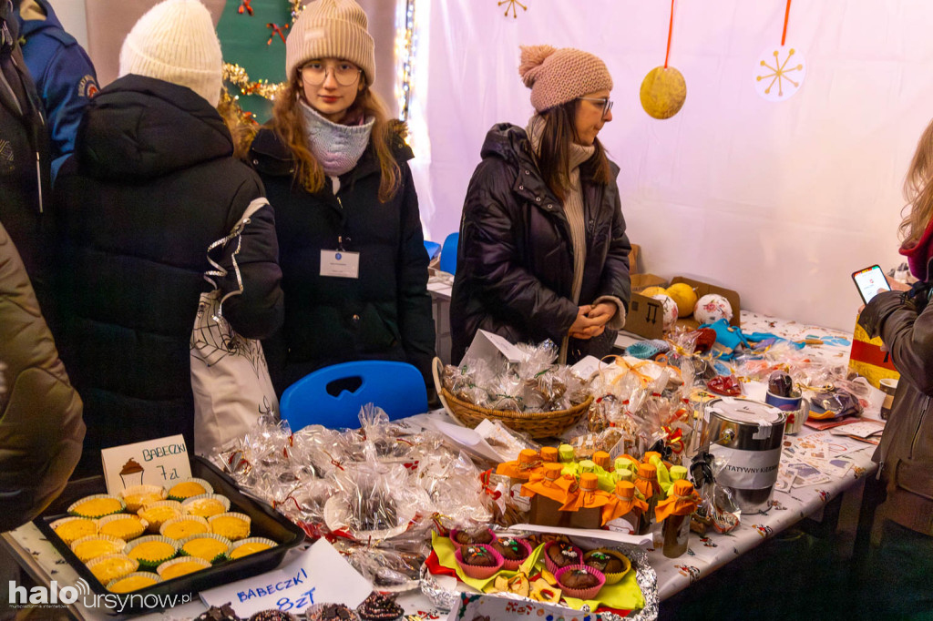 XII Charytatywny Kiermasz Świąteczny Fundacji ETO