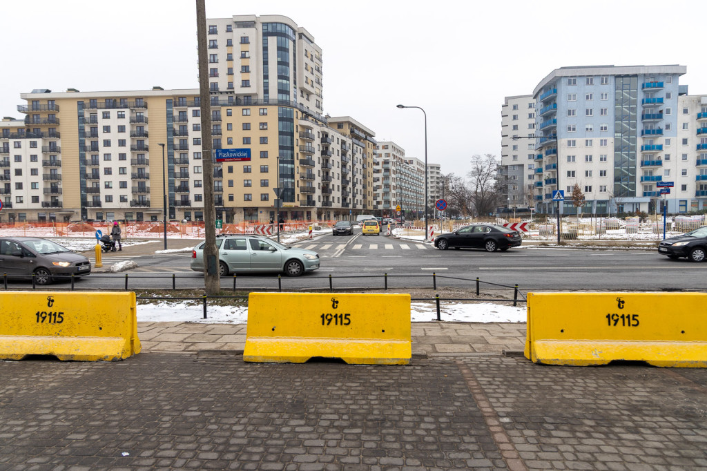 Potężne betonowe bariery kontra patoparkowanie