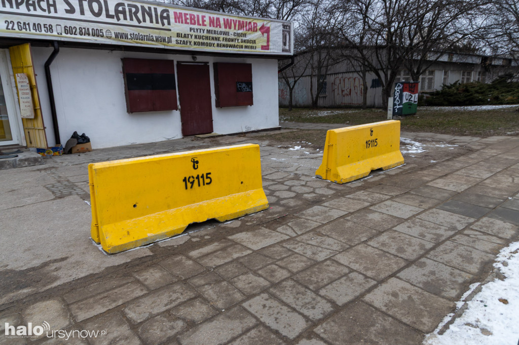 Potężne betonowe bariery kontra patoparkowanie