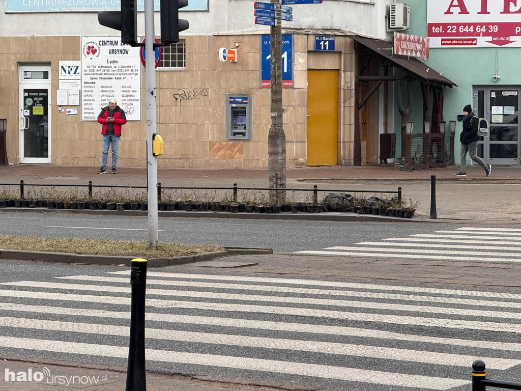 Odbetonowali skrzyżowanie na pół gwizdka