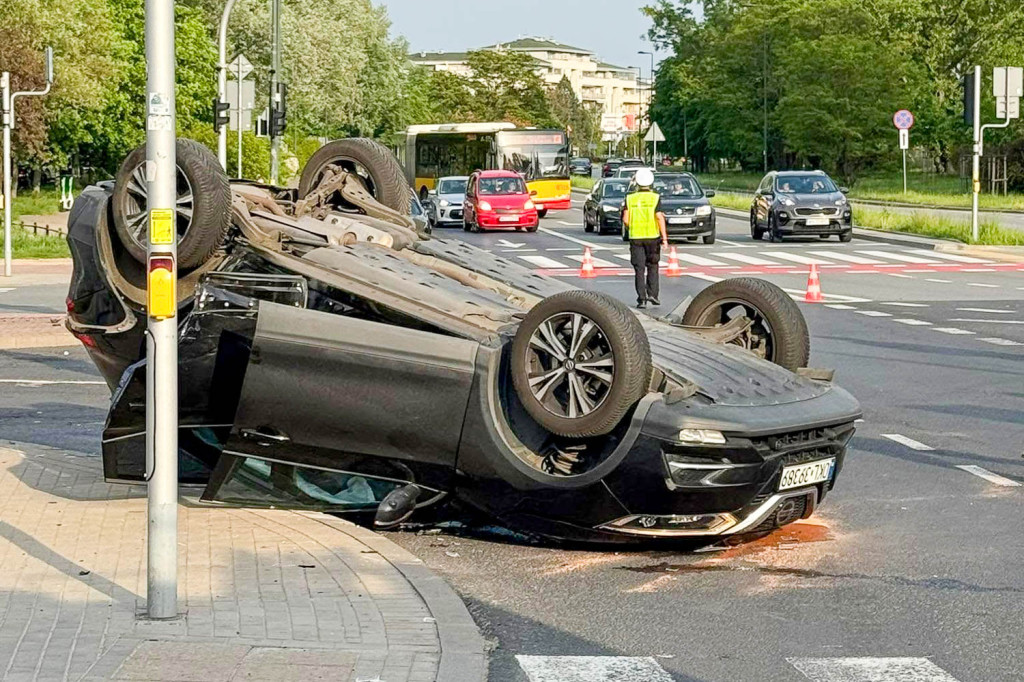 Kolejny wypadek na Rosoła przy Nugat