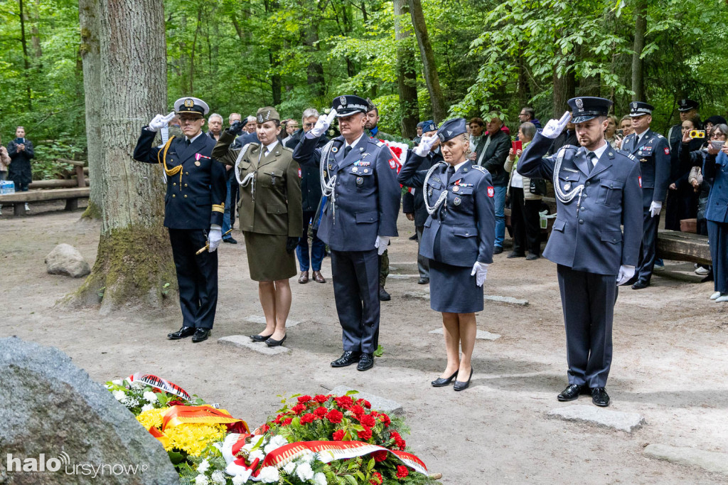 Uroczystości 38. rocznicy katastrofy w Lesie Kabackim