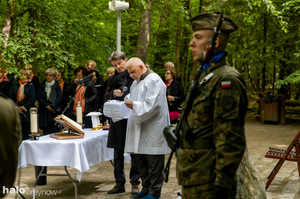 Uroczystości 38. rocznicy katastrofy w Lesie Kabackim