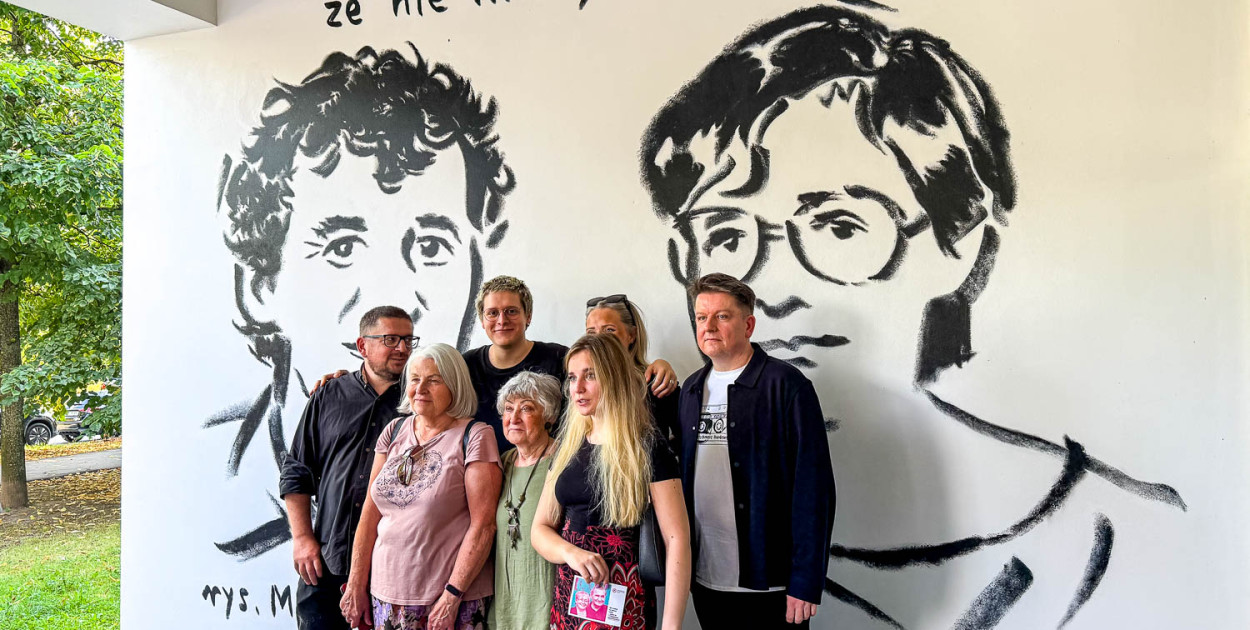 Mural Ludwiki i Henryka Wujców na Ursynowie