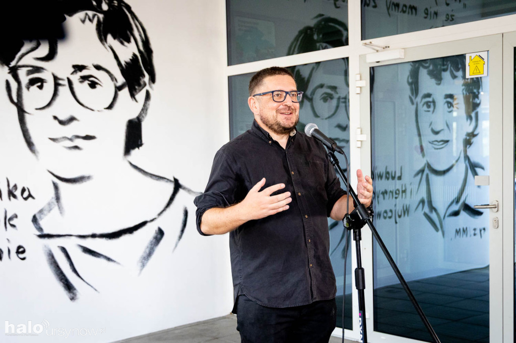 Mural Ludwiki i Henryka Wujców na Ursynowie