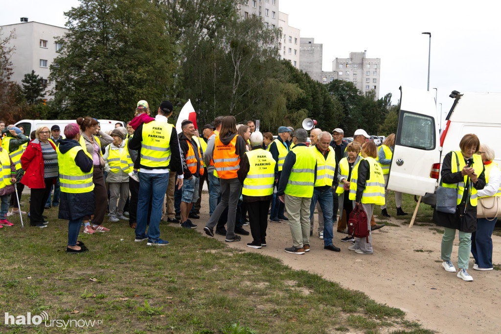 Protest mieszkańców osiedla Kazury