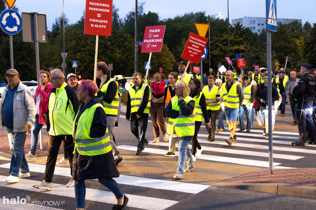 Protest mieszkańców osiedla Kazury