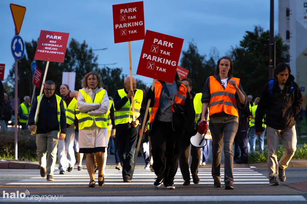 Protest mieszkańców osiedla Kazury