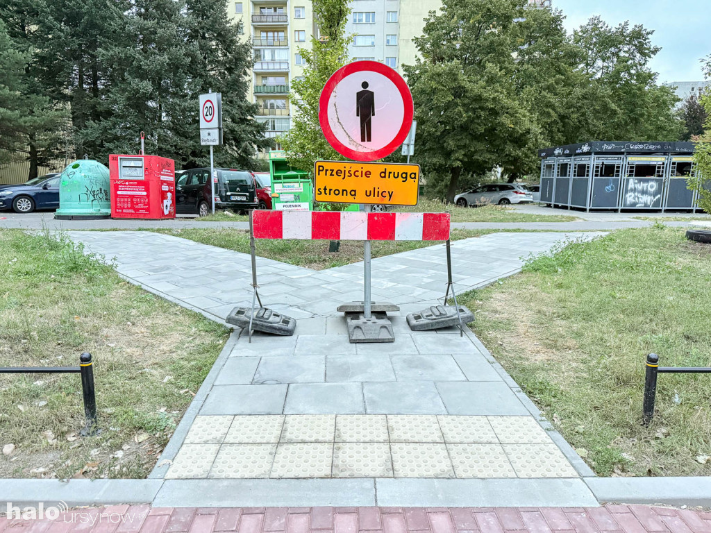 Ruszył remont chodnika przy Stryjeńskich na Ursynowie