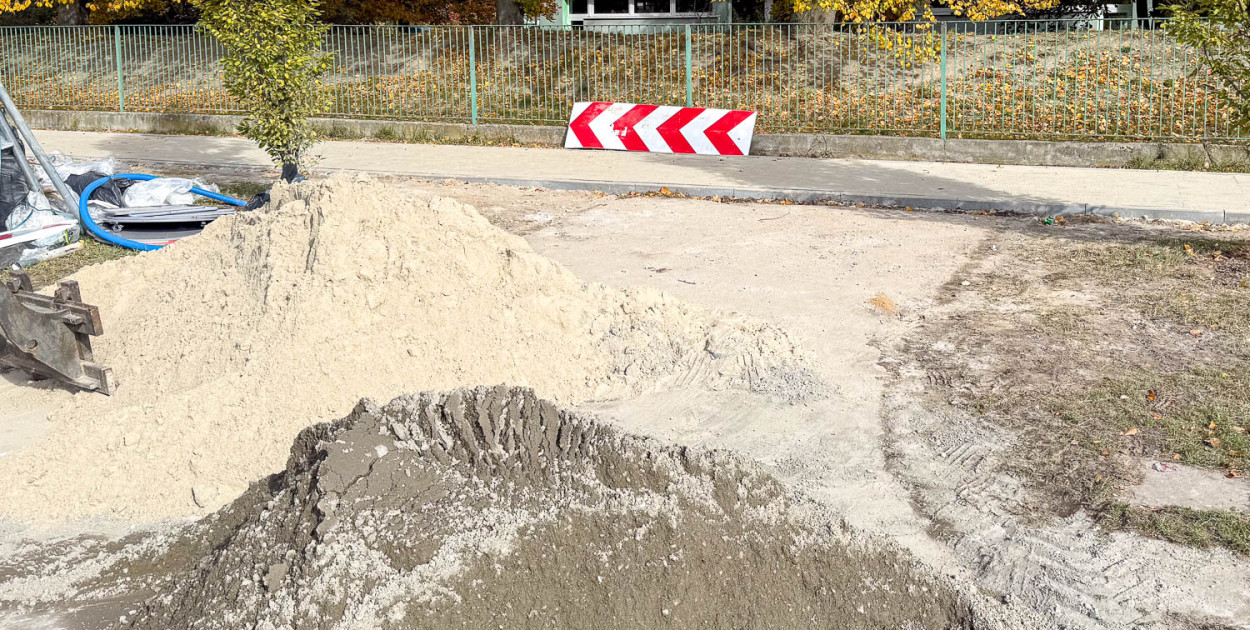 Remont chodnika przy Stryjeńskich