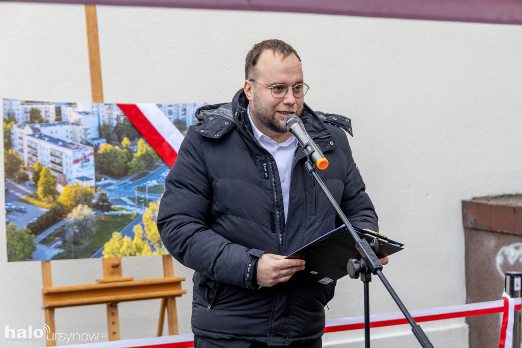 Mural Zumbacha na Ursynowie odsłonięty