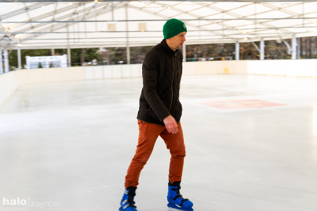 Otwarcie lodowiska na Kajakowej 2025