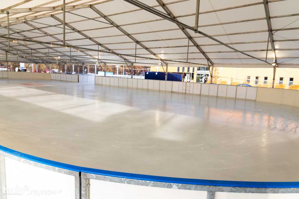 Otwarcie lodowiska na Kajakowej 2025