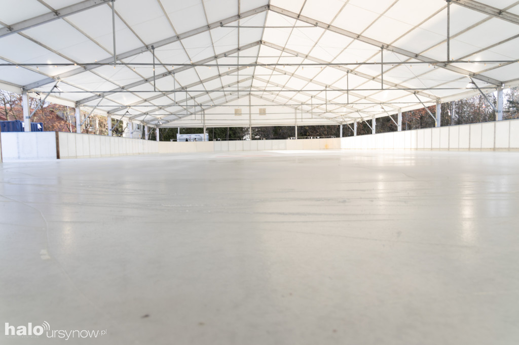 Otwarcie lodowiska na Kajakowej 2025