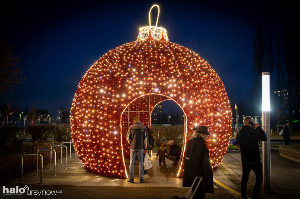 Ursynowski ratusz w świątecznej odsłonie