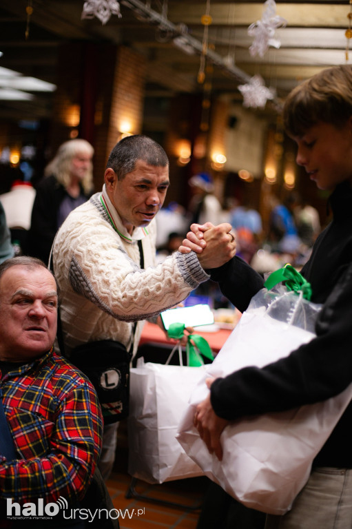 Świąteczny obiad z ubogimi