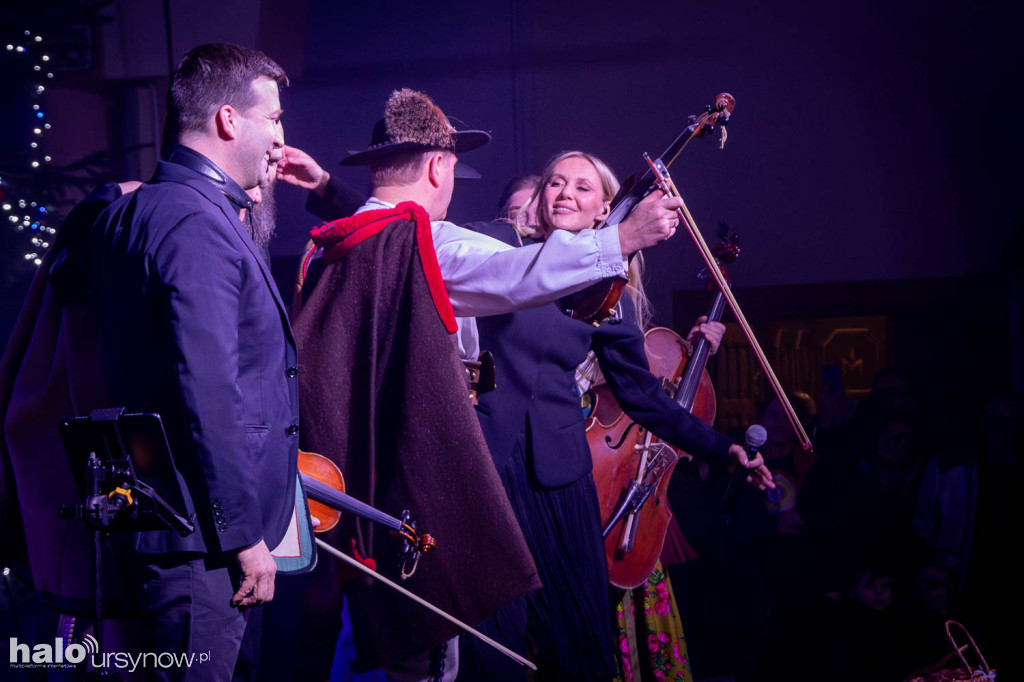 Trebunie-Tutki i Kasia Moś na koncercie bożonarodzeniowym