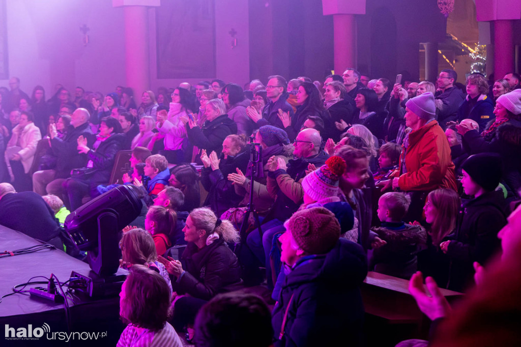 Trebunie-Tutki i Kasia Moś na koncercie bożonarodzeniowym