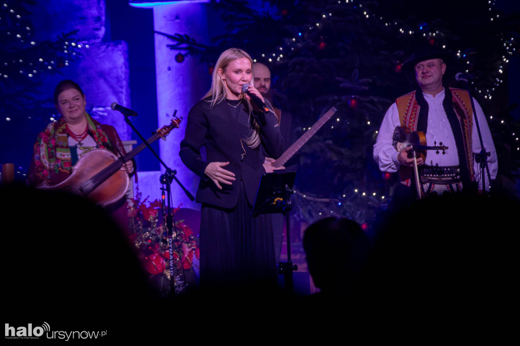 Trebunie-Tutki i Kasia Moś na koncercie bożonarodzeniowym