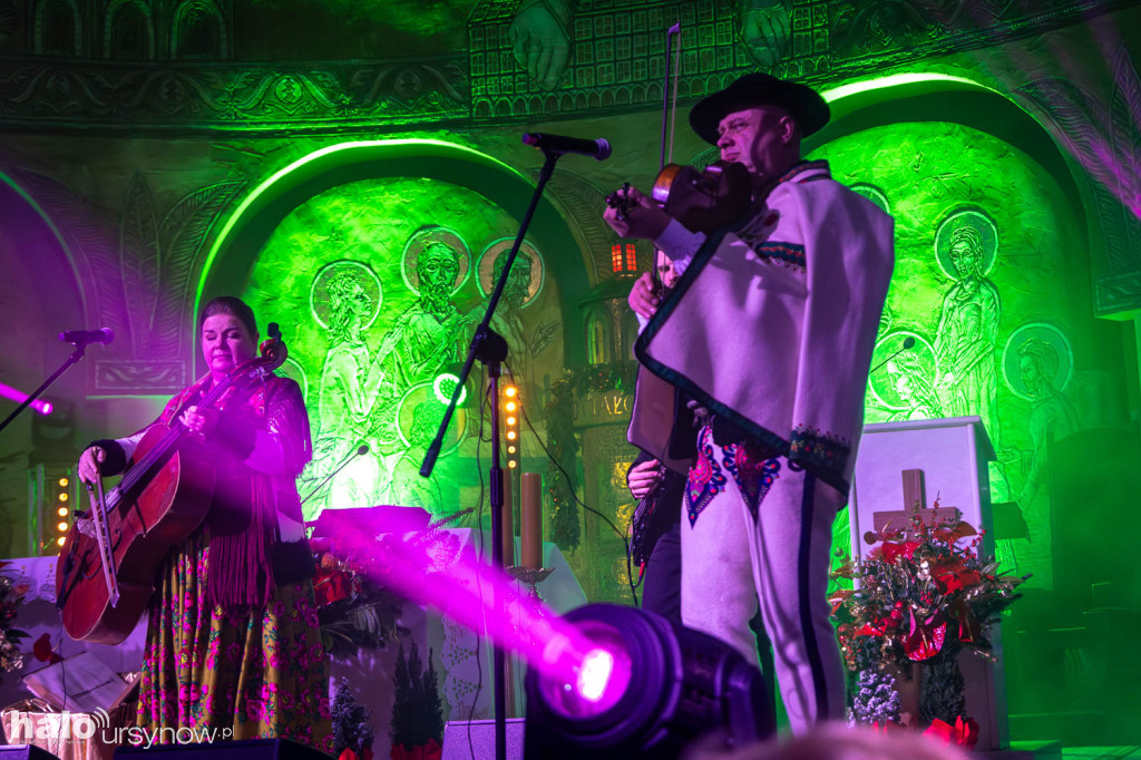 Trebunie-Tutki i Kasia Moś na koncercie bożonarodzeniowym