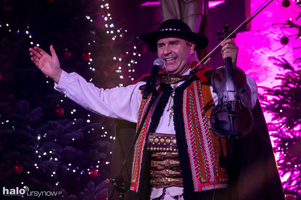 Trebunie-Tutki i Kasia Moś na koncercie bożonarodzeniowym