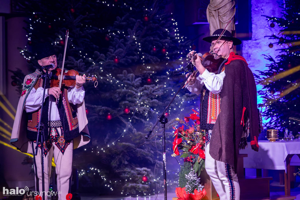 Trebunie-Tutki i Kasia Moś na koncercie bożonarodzeniowym