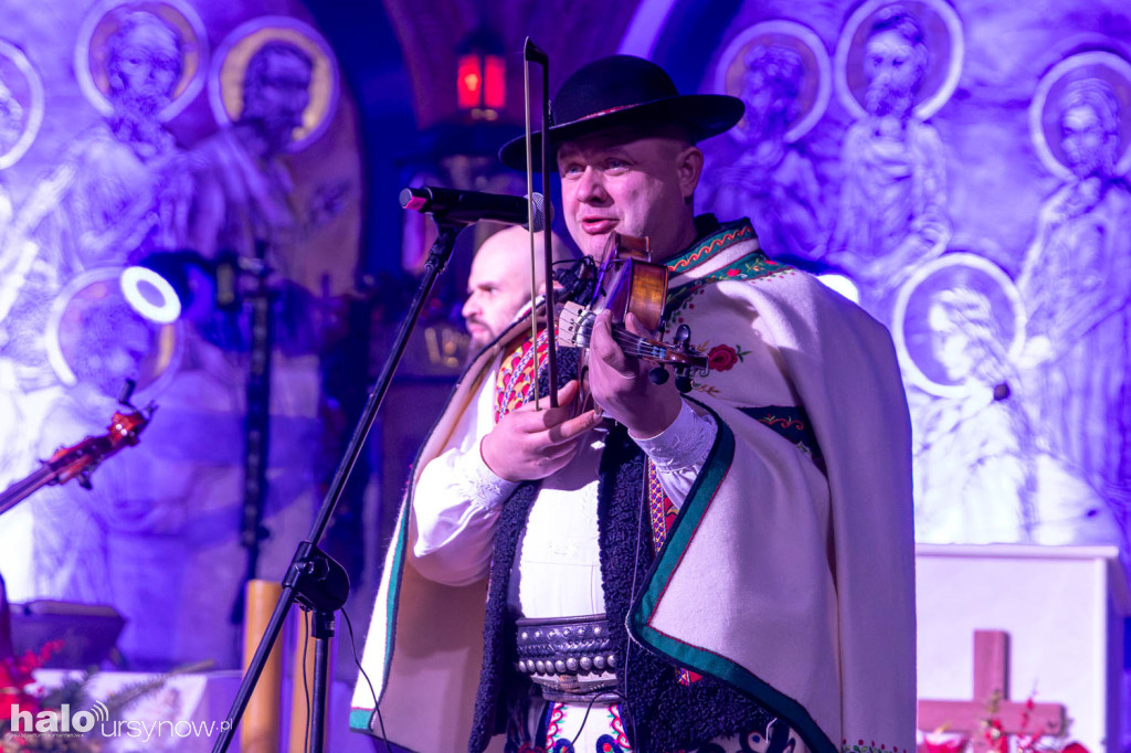 Trebunie-Tutki i Kasia Moś na koncercie bożonarodzeniowym